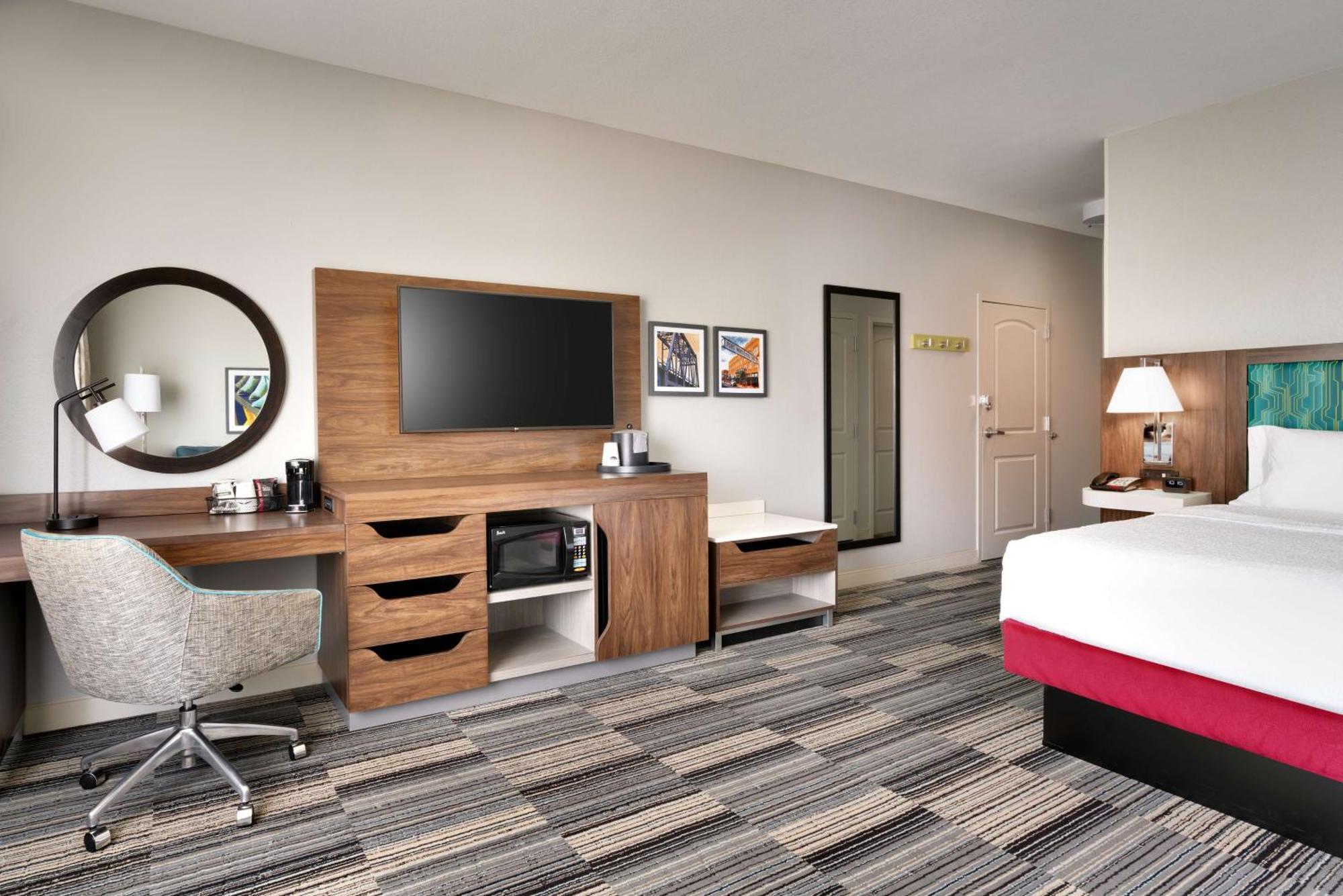 Hampton & Ft Worth-burleson 3* Burleson